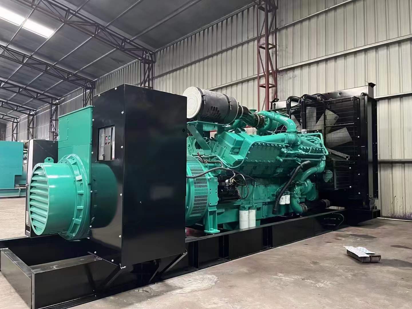 日照如何降低 800kW 柴油发电机输出电流的波动？