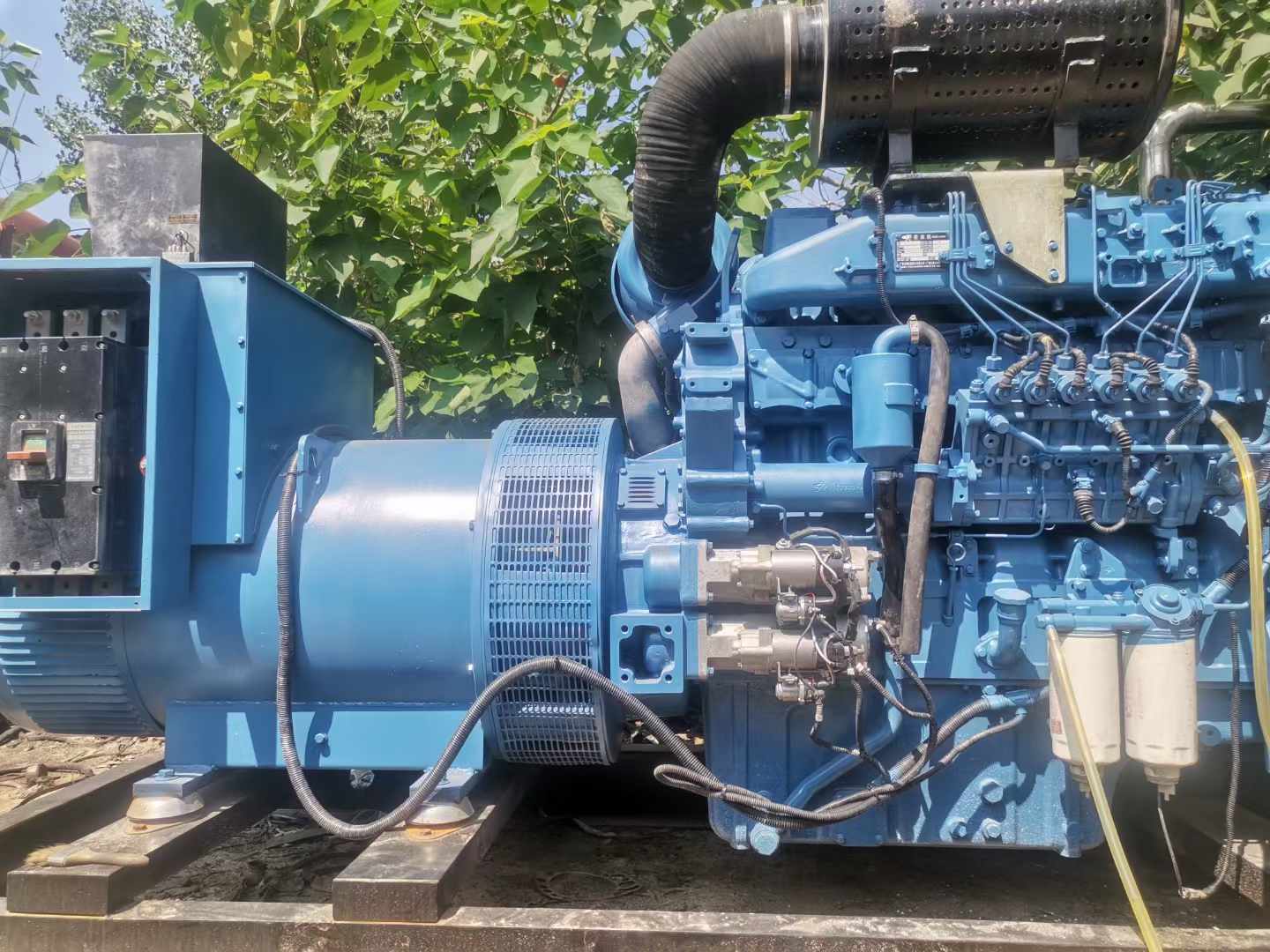 日照详细说明降低 800kW 柴油发电机输出电流波动的方法