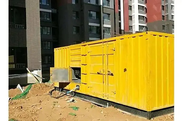 日照发电机租赁中燃油压力过低会对发动机的哪些部件造成损坏？