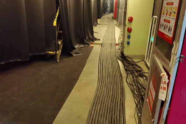 日照柴油发电机组的输出电压可以调节到哪些范围？