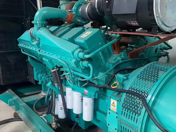 日照更换100kW柴油发电机组机油时，需要注意哪些事项？